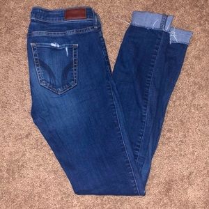 Distressed hollister low rise super skinny